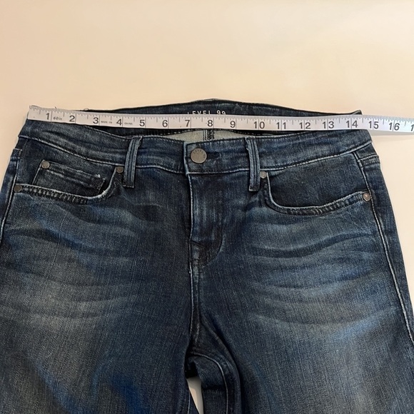 Level 99 Mid Rise Skinny Size 29 - Picture 4 of 16